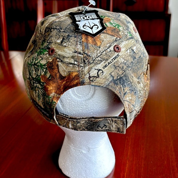 Realtree Dri-Duck Wildlife Series,Embroidered Running Buck,Camo,Canvas,Velcro - Picture 6 of 11